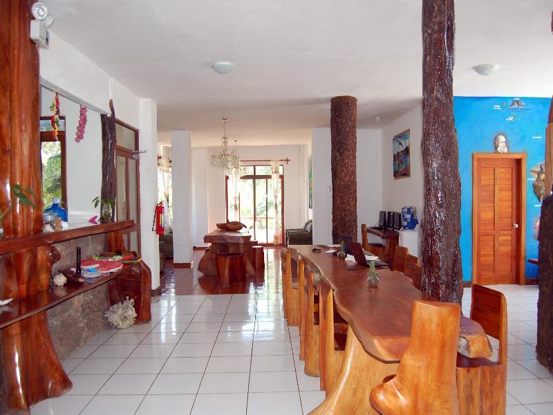 Casa Natura Galapagos Lodge Bellavista  المظهر الخارجي الصورة