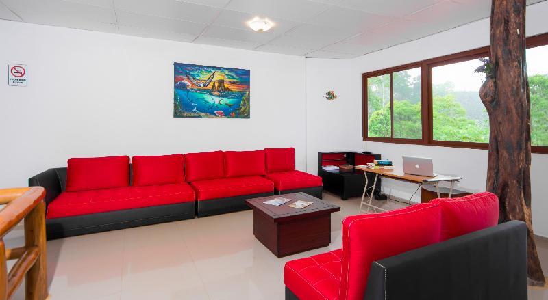 Casa Natura Galapagos Lodge Bellavista  المظهر الخارجي الصورة