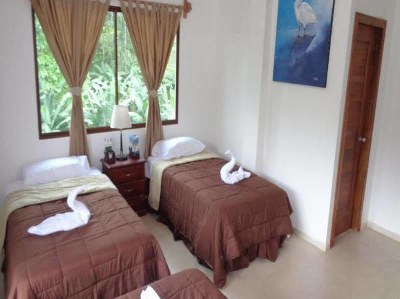 Casa Natura Galapagos Lodge Bellavista  المظهر الخارجي الصورة