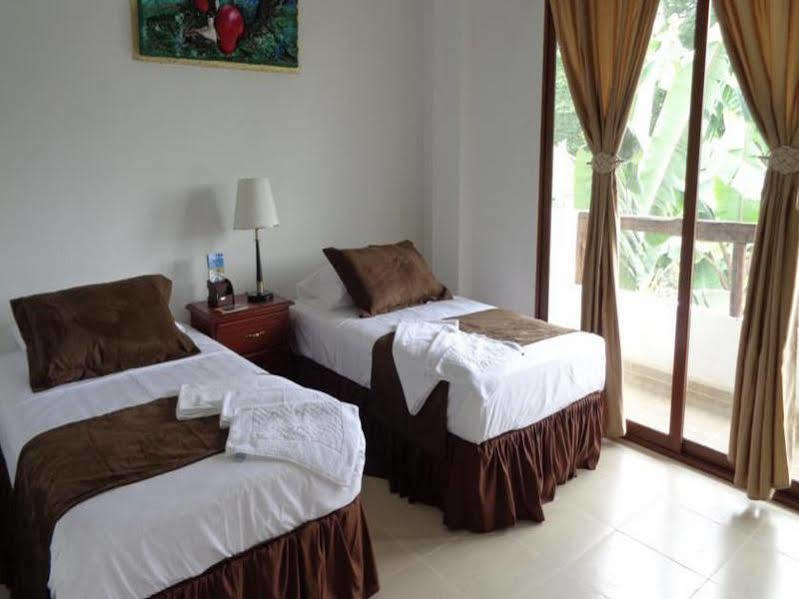 Casa Natura Galapagos Lodge Bellavista  المظهر الخارجي الصورة