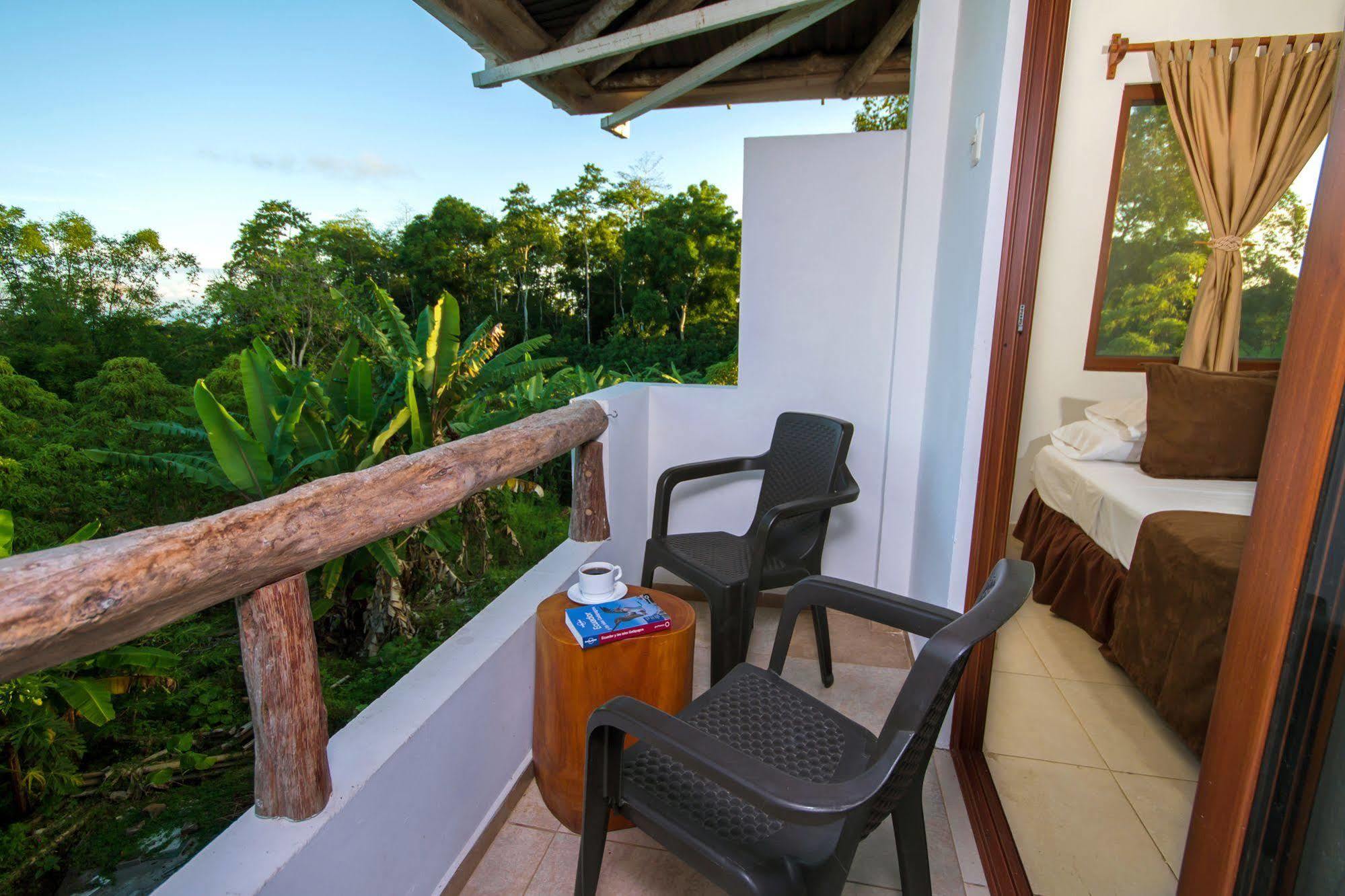 Casa Natura Galapagos Lodge Bellavista  المظهر الخارجي الصورة
